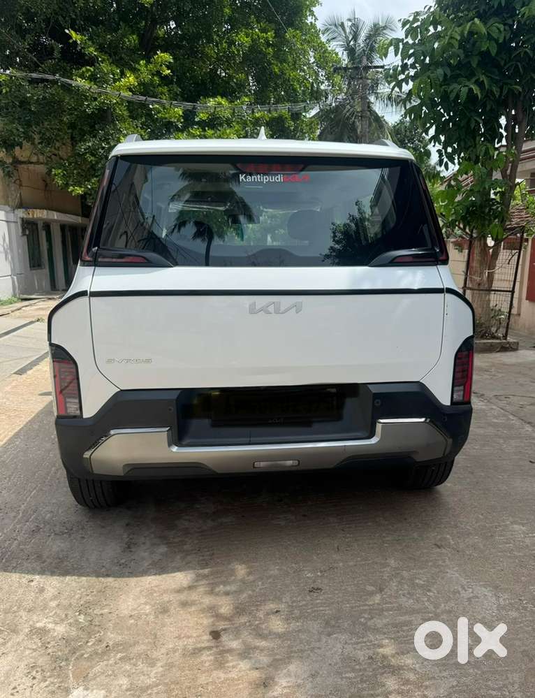 Kia Syros Pearl White As Good As Showroom Condition Single Hand Use