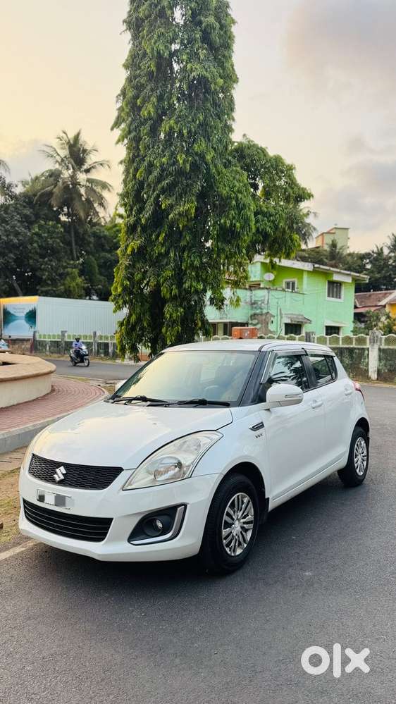 Maruti Suzuki Swift Vxi + Manual, 2018, Petrol