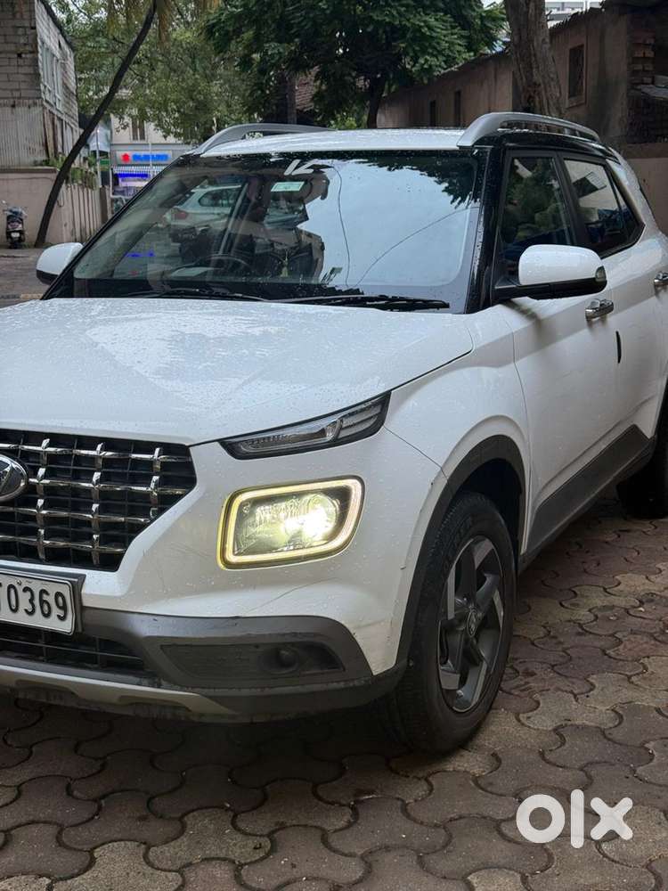 Hyundai Venue 2019 Petrol 44000 Km Driven