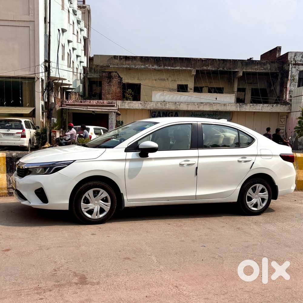 Honda City Petrol 6800 Km Driven