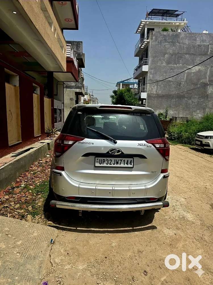 Mahindra Xuv500 2018 Diesel Well Maintained
