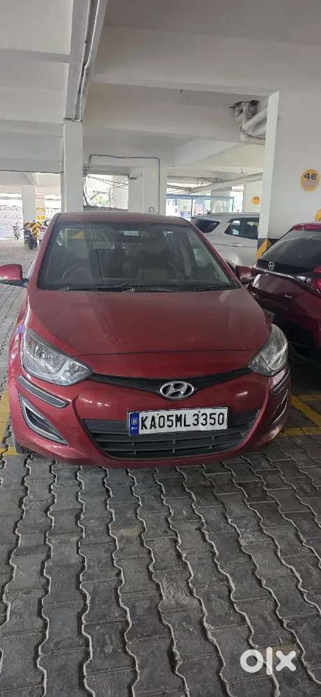 Hyundai I20 2012 Petrol 92000 Km Driven
