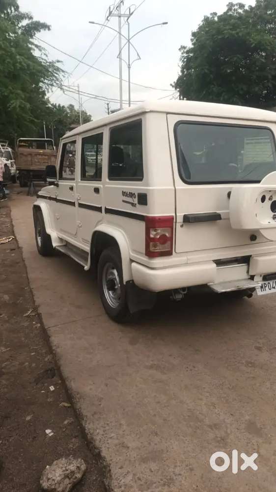Mahindra Bolero Neo 2007