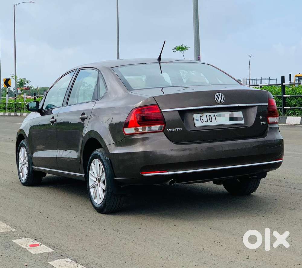 Volkswagen Vento 1.2 Tsi Highline Plus At, 2017, Petrol