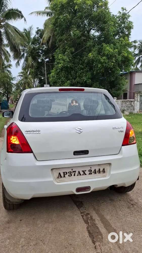Maruti Suzuki Swift 2010 Vdi Bsiv