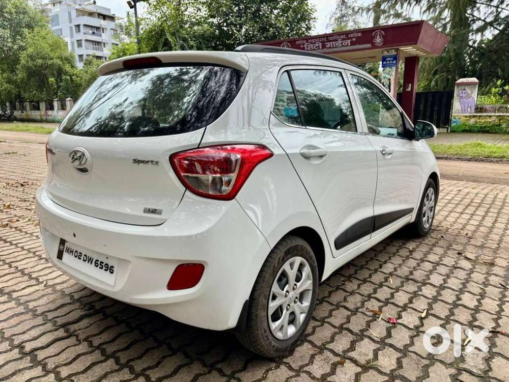 Hyundai Grand I10 2013-2016 Sportz, 2015, Petrol
