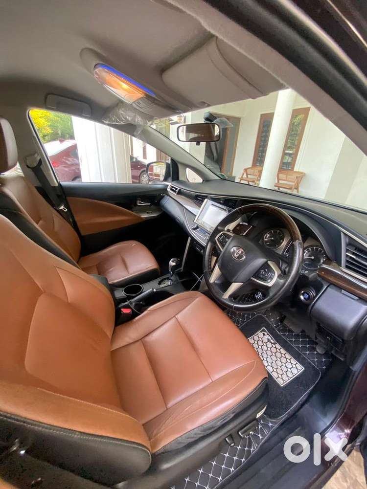 Toyota Innova Crysta 2017 Diesel 120000 Km Driven