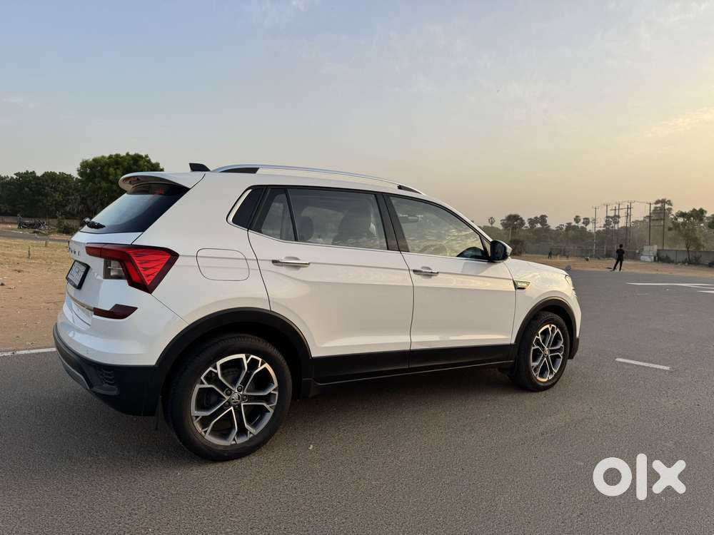 Skoda Kushaq 1.0 Tsi Style, 2023, Petrol