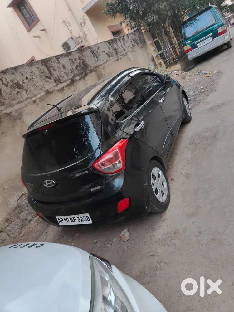 Hyundai Grand I10 2013 Diesel 70000 Km Driven
