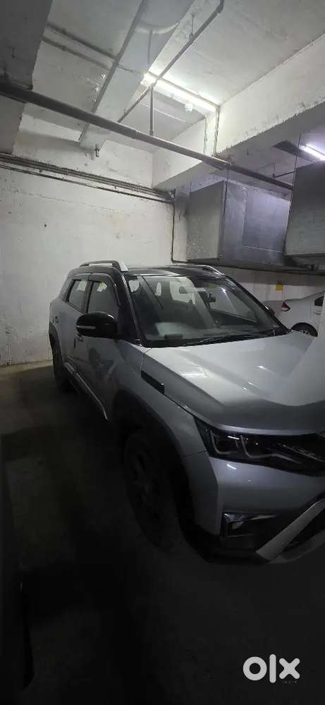 Maruti Suzuki Brezza 2023 Model Hybrid 1st Owner