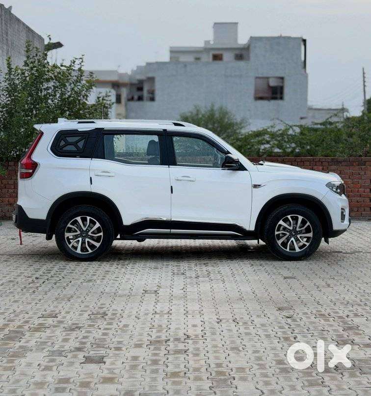 Mahindra Scorpio N Z8 Select Diesel At 2wd 7-seater, 2026, Diesel