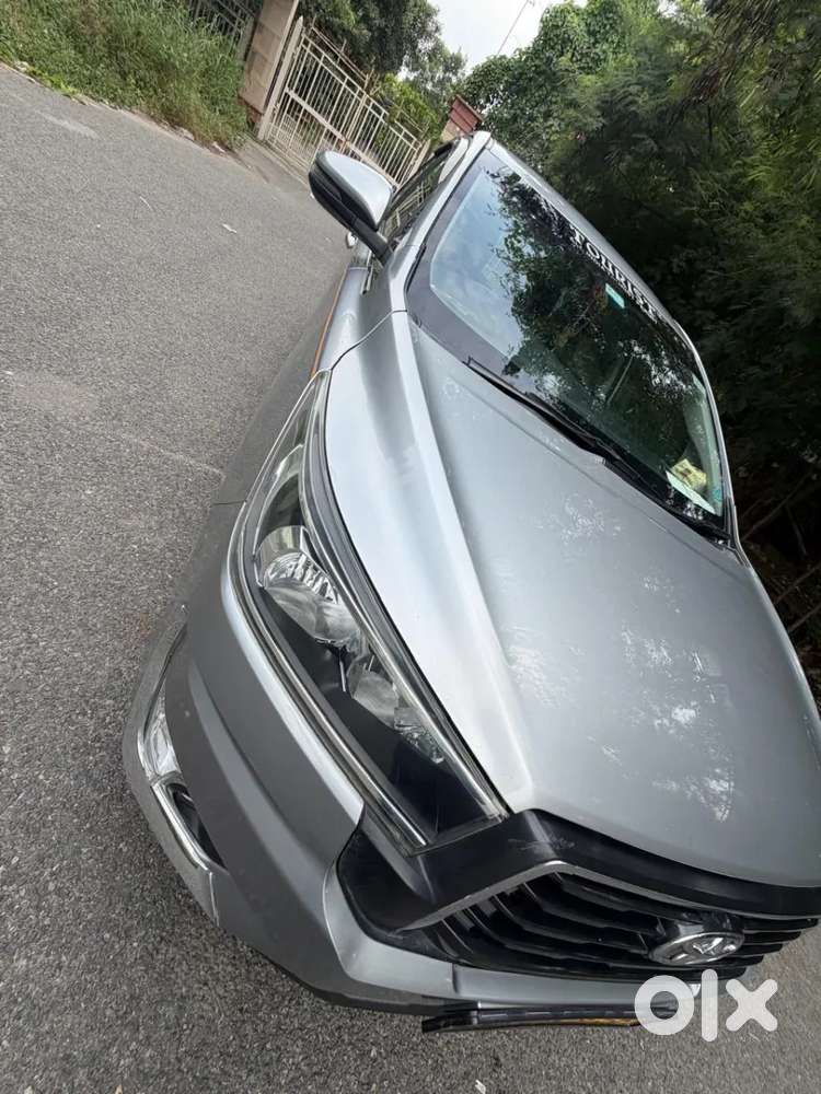 Toyota Innova Crysta 2.4 G Mt 7 Str, 2019, Diesel