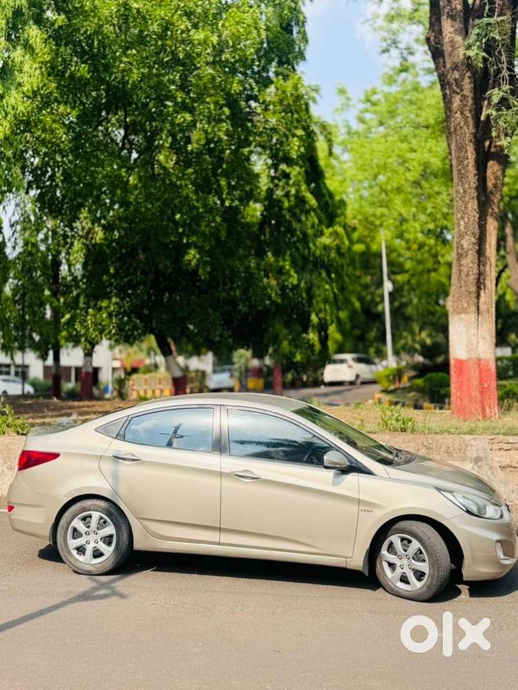 Hyundai Verna 2013