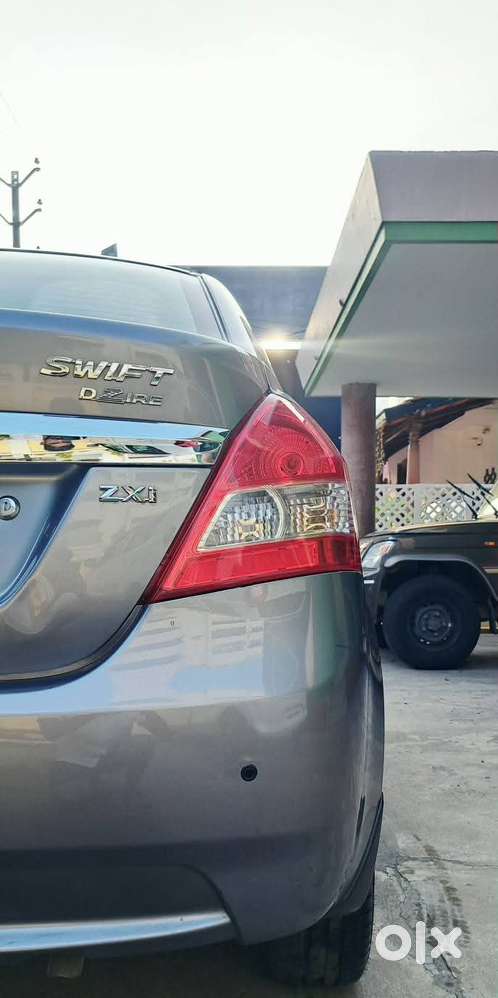 Maruti Suzuki Swift Dzire 1.2 Zxi, 2015, Petrol