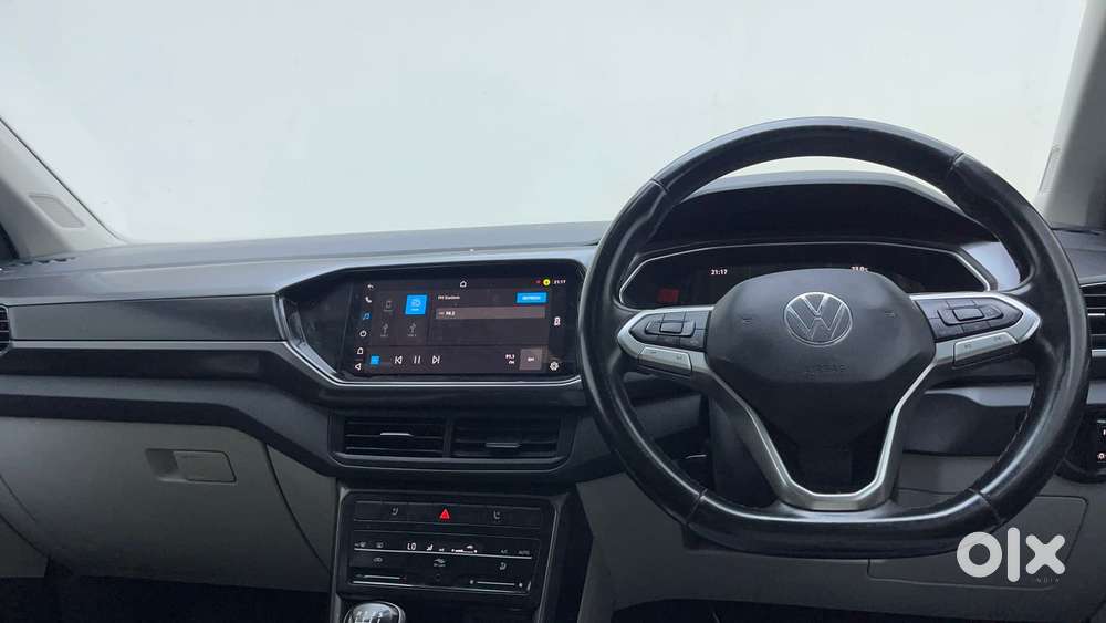 Volkswagen Taigun Topline 1.0 Tsi At (electric Seats), 2021, Petrol