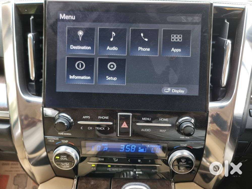 Toyota Vellfire Vip – Executive Lounge, 2022, Cng & Hybrids