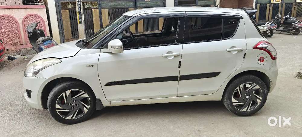 Maruti Suzuki Swift Petrol Manual 2014