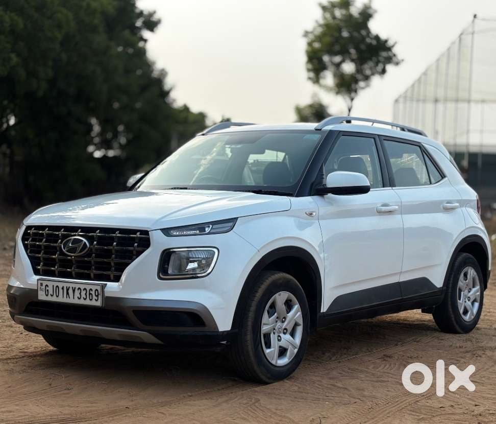 Hyundai Venue S Turbo Dct, 2020, Petrol