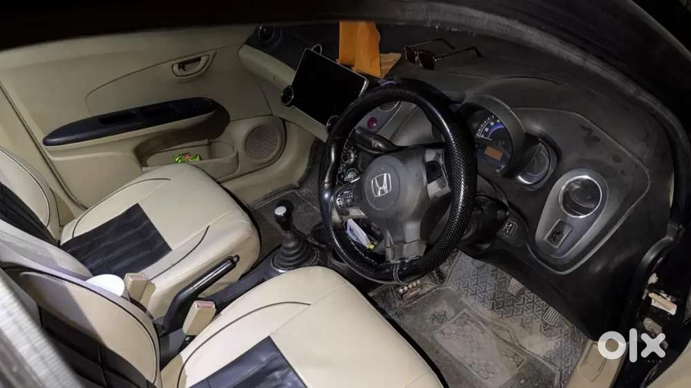 Honda Amaze 2015 Cng & Petrol 124000 Km Driven