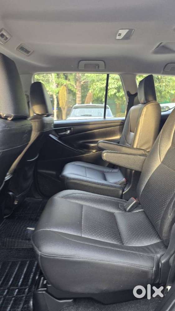 Toyota Innova Crysta 2.7 Gx Mt 8s, 2018, Diesel