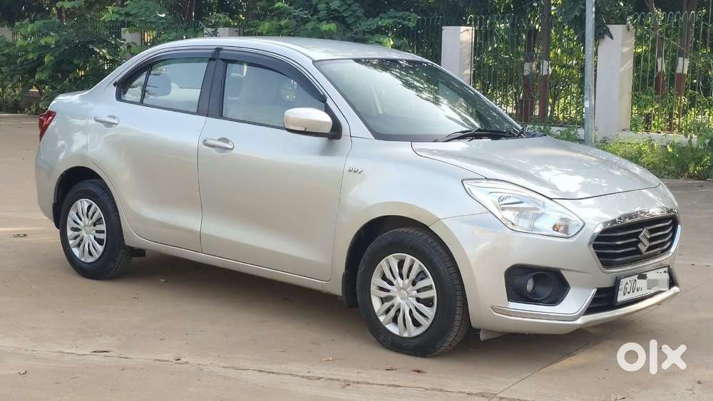 Maruti Suzuki Swift Dzire Vxi Optional, 2017, Petrol