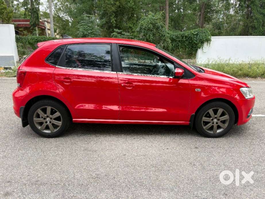 Volkswagen Polo Petrol Highline 1.6l, 2012