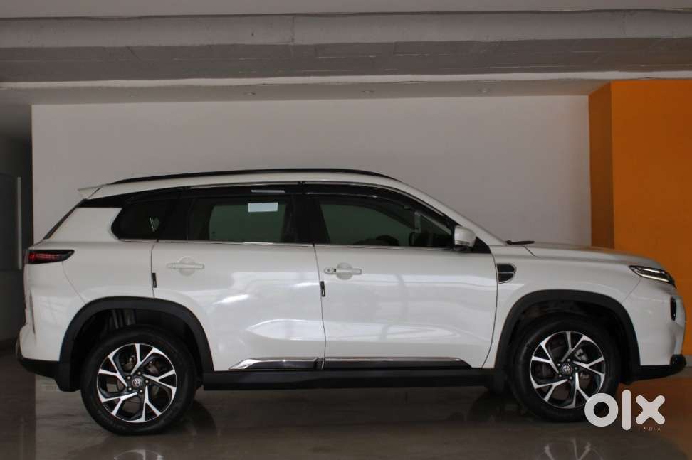 Toyota Urban Cruiser Hyryder 1.5 V Neo Drive, 2023, Petrol
