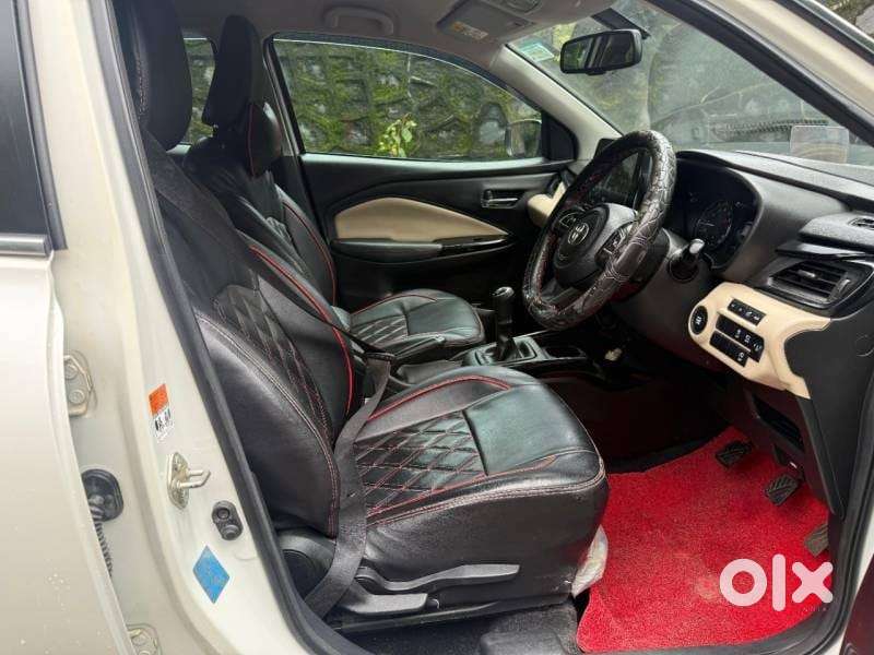 Toyota Glanza 1.2 V, 2023, Petrol