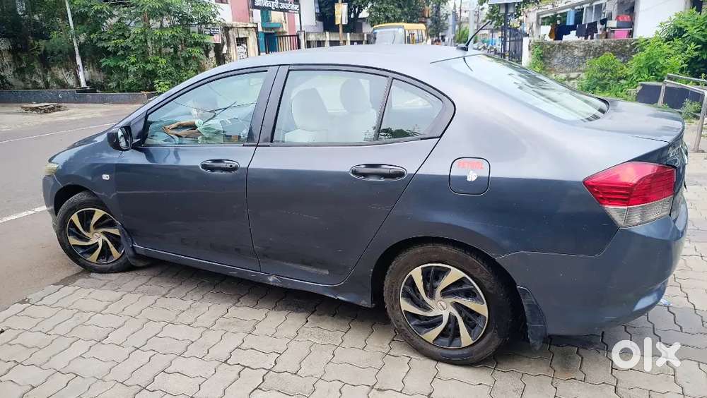 Honda City 2010 Petrol Well Maintained Registration Upto 2030