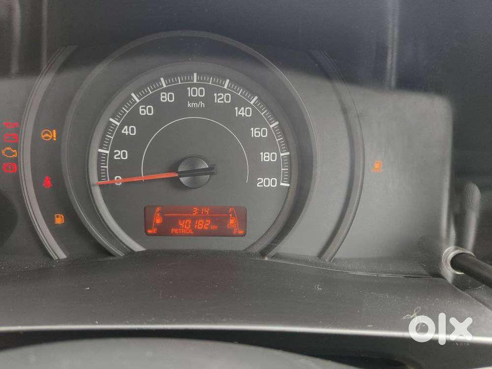 Maruti Suzuki Swift Dzire Lxi Option, 2025, Cng & Hybrids