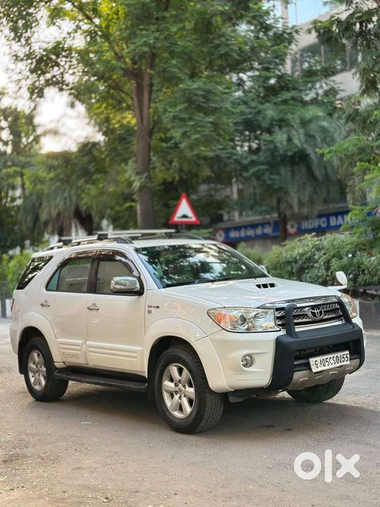 Toyota Fortuner, 2011, Diesel