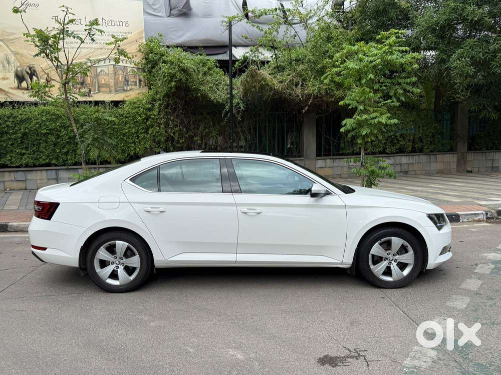 Skoda Superb, 2019, Petrol