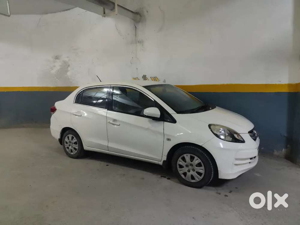 Honda Amaze Petrol 2015