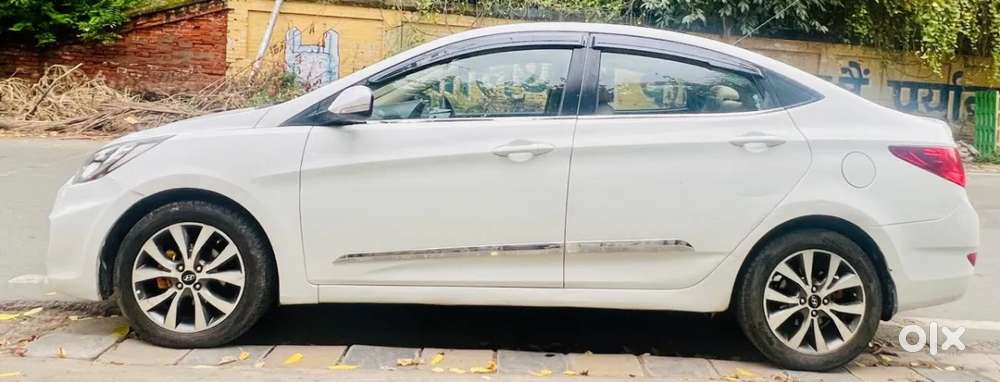Hyundai Verna Fluidic 1.6 Crdi Sx Opt, 2015, Diesel