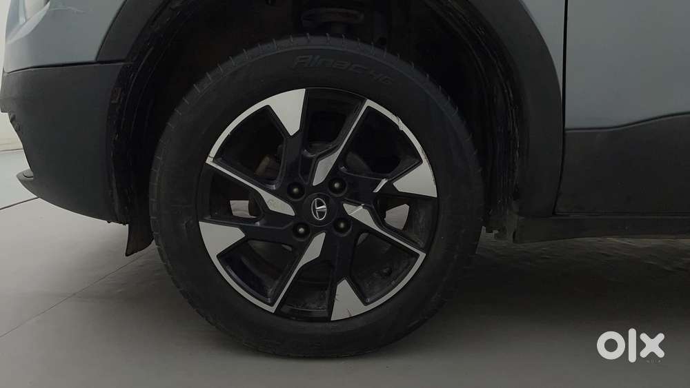 Tata Punch Creative Dual Tone Amt Sunroof, 2023, Petrol