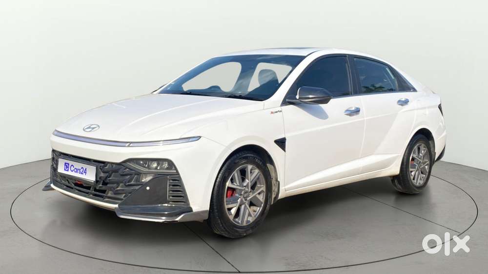 Hyundai Verna 1.5 Mpi Mt Sx (o), 2023, Petrol