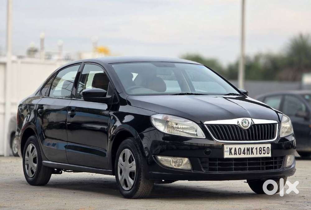 Skoda Rapid 1.6 Mpi At Ambition, 2012, Petrol