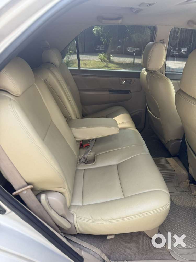 Toyota Fortuner 3.0 4x2 Automatic, 2012, Diesel