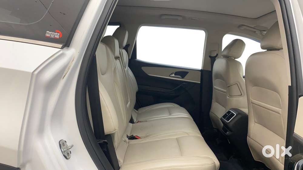 Mahindra Xuv700 2.2 Ax 7 Diesel At Str Awd, 2023, Diesel