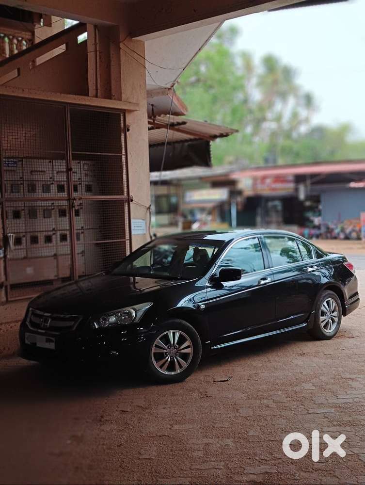 Honda Accord 2.4 At 2010 Black