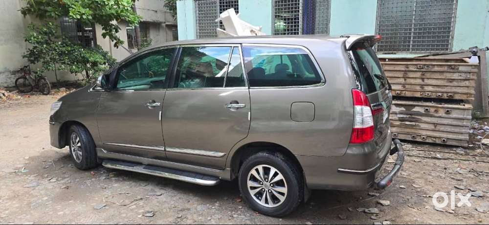Toyota Innova 2015 Diesel 34581 Km Driven