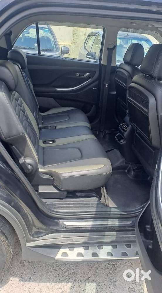Hyundai Alcazar 1.5 Tdct Signature (o) 7s Petrol, 2024, Petrol
