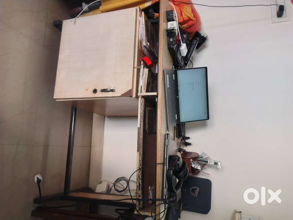 20 years old computer table with a 10years old swivel chair - Other ...
