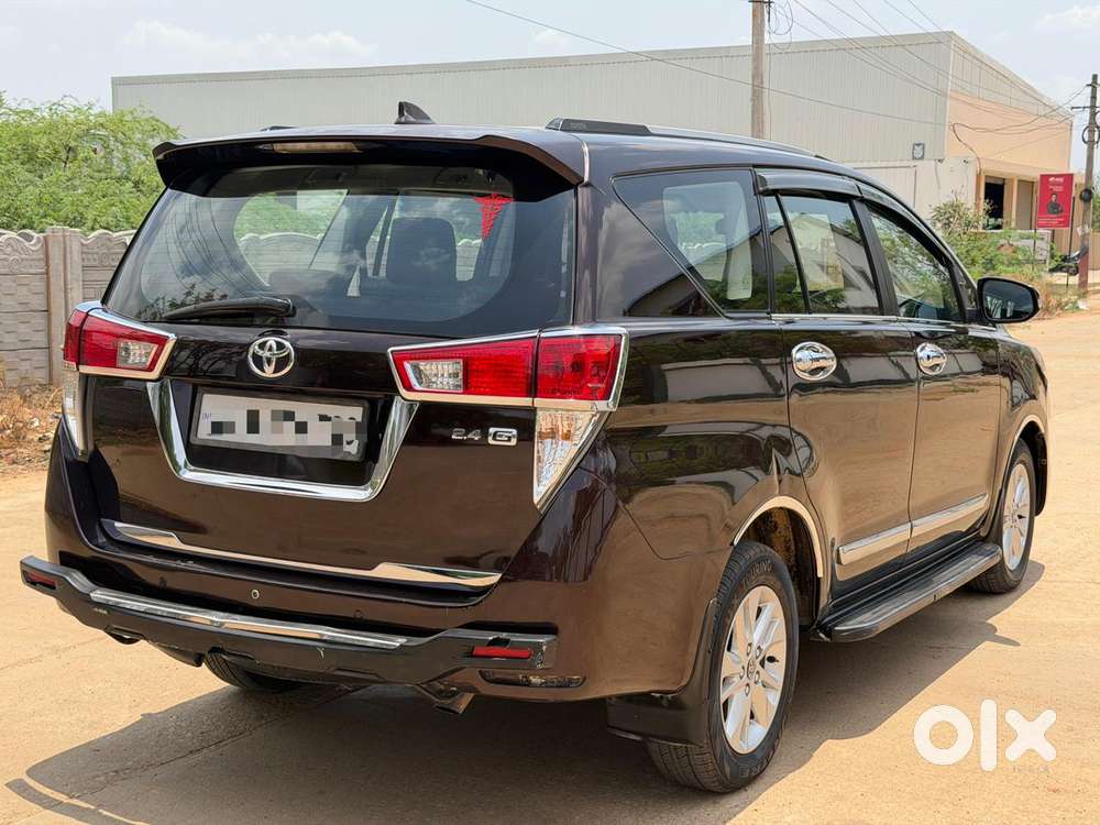 Toyota Innova Crysta 2.7 Gx Mt 8s, 2017, Diesel