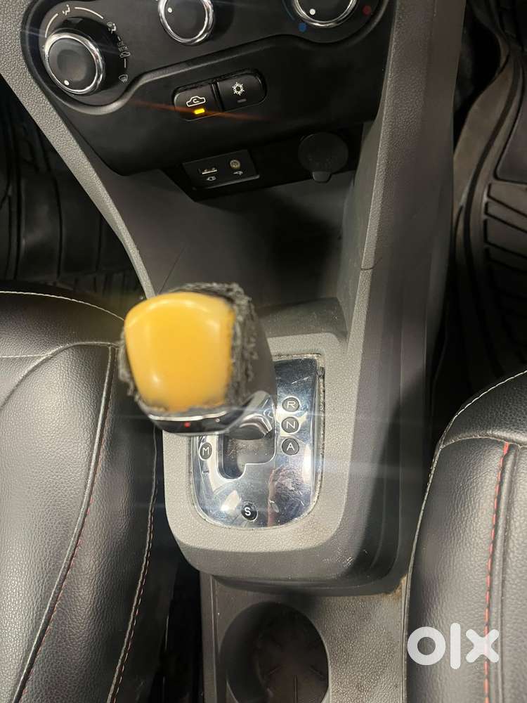 Tata Tigor Xza, 2018, Petrol