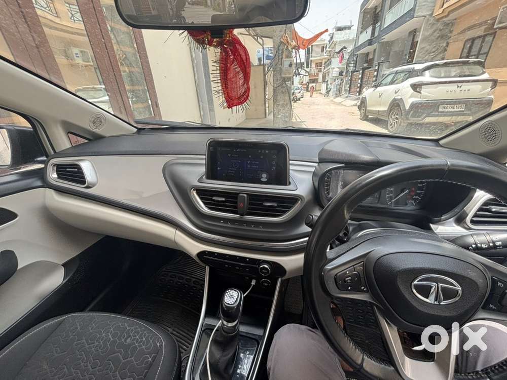Tata Altroz Xza 2023 Petrol Automatic