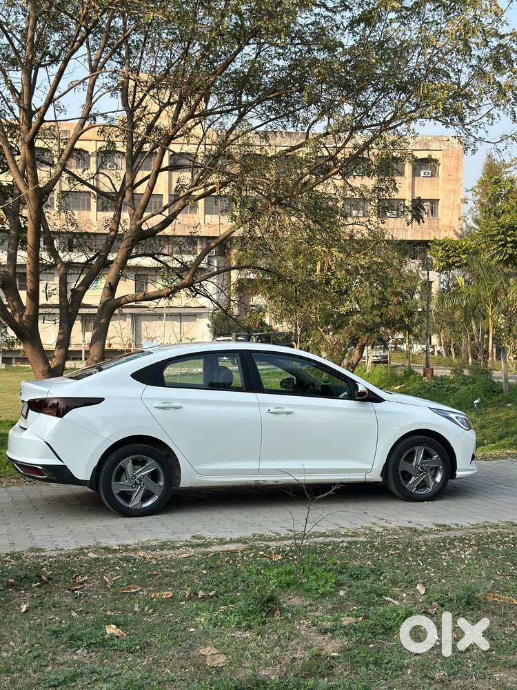 Hyundai Verna 1.5 S Plus Diesel Mt, 2022, Diesel