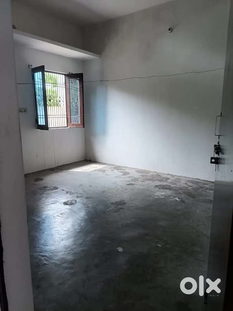 1 room,1 kitchen, 1 bathroom, balcony, lobby, roof ,open environment