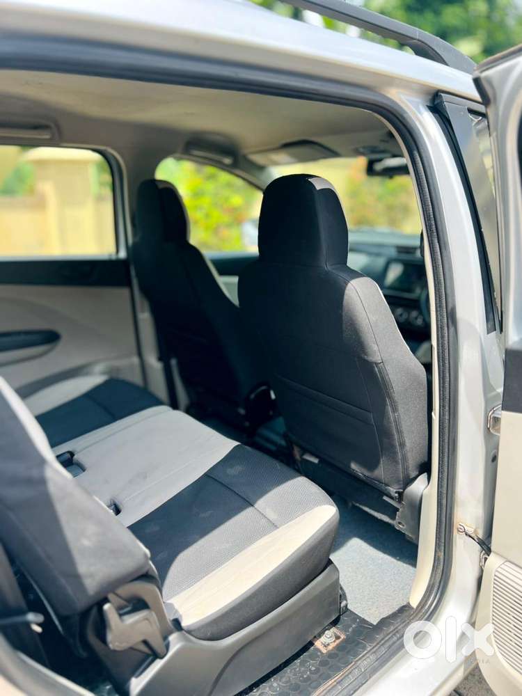 Renault Triber Rxt, 2019, Petrol