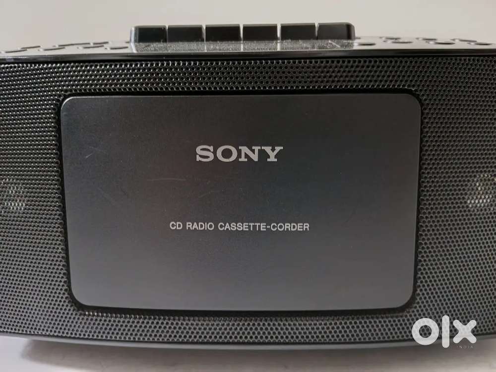 Sony - CF D 50 Audio Cassette Player